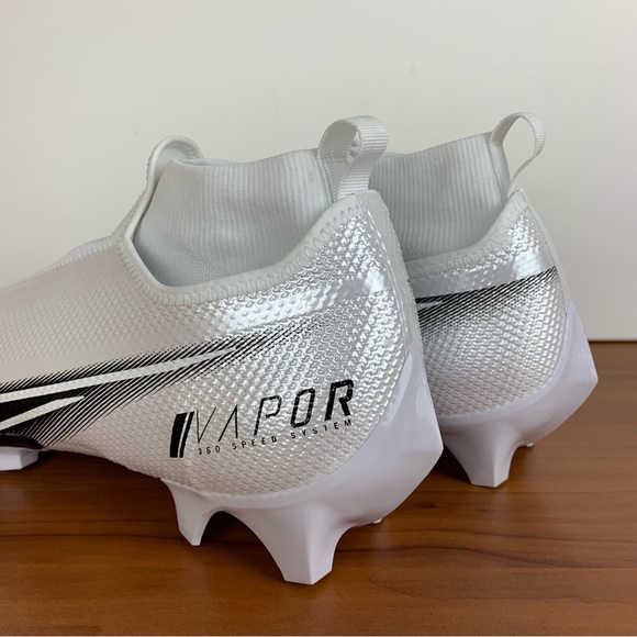 Nike Vapor Edge Pro 360 Football Cleats main image 3